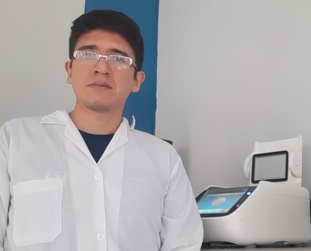 Max Salvatierra Alor